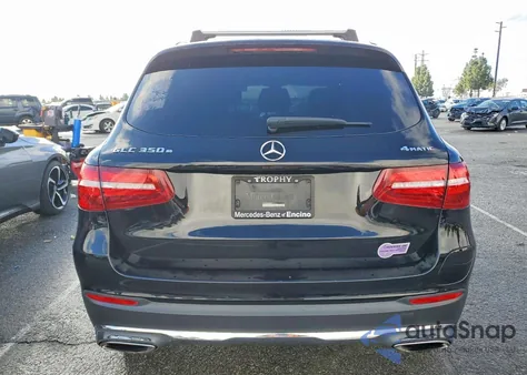 2019 Mercedes-Benz Glc 350E z USA, uszkodzony, nr VIN WDC0G5EB0KF618111
